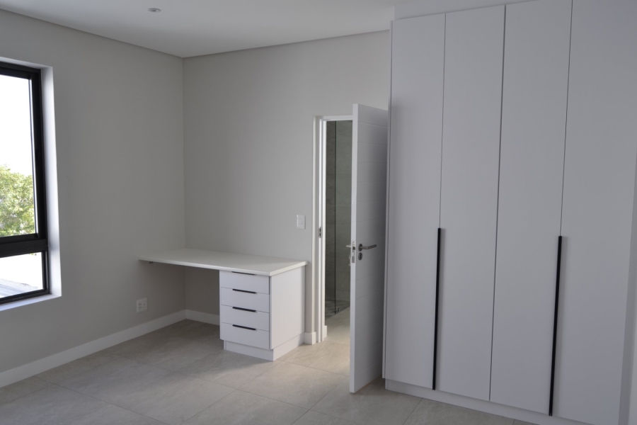 To Let 4 Bedroom Property for Rent in Croydon Gardens Estate Western Cape
